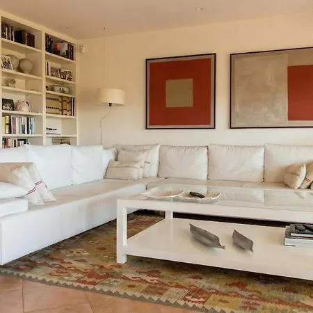 Villa Bon Neguit Amaizing View High On Golf And Sea In High Comodity Suny Oriented Area Of