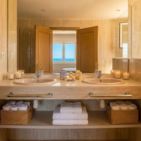 Bon Neguit Amaizing View High On Golf And Sea In High Comodity Suny Oriented Area Of Villa