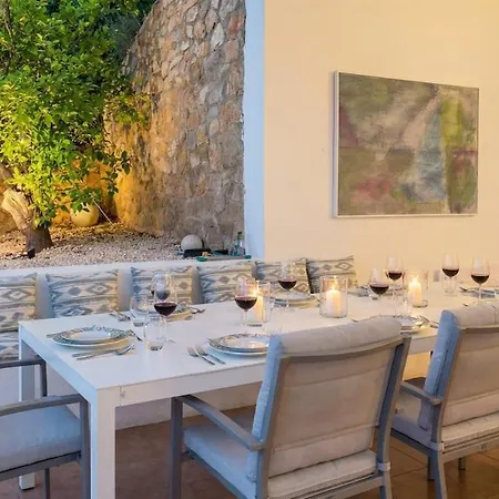 Villa Bon Neguit Amaizing View High On Golf And Sea In High Comodity Suny Oriented Area Of
