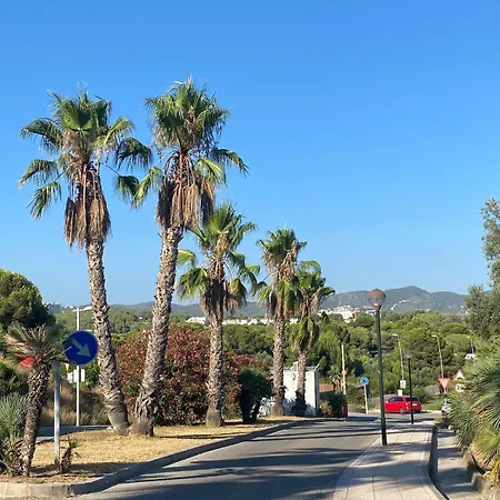 Bon Neguit Amaizing View High On Golf And Sea In High Comodity Suny Oriented Area Of Villa
