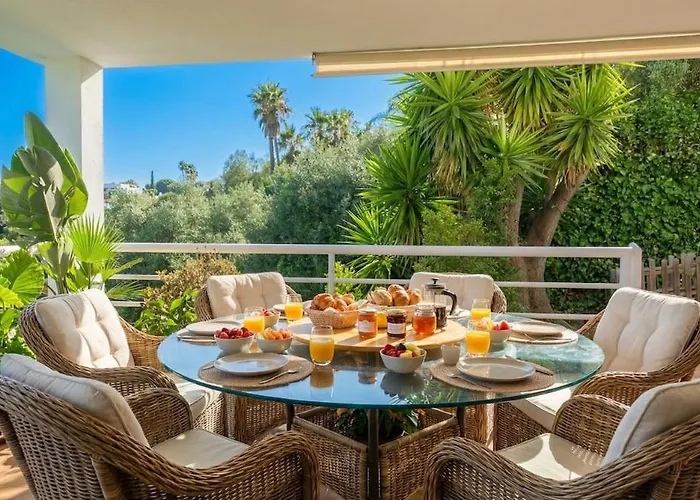 Bon Neguit Golf And Sea With Amaizing View High Comodity Villla Suny Oriented סיטגס